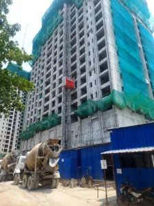 Passenger Hoist Urbana Site Pic 1